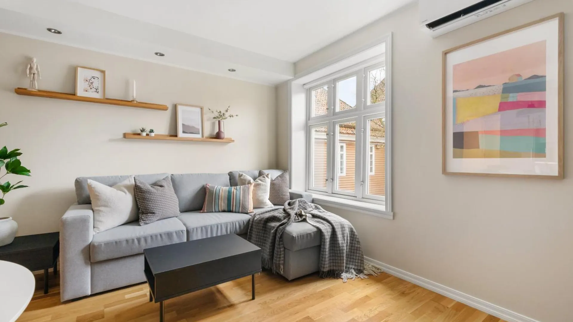 Bergen Beds - Modern, Cozy & Perfect Location Apartman