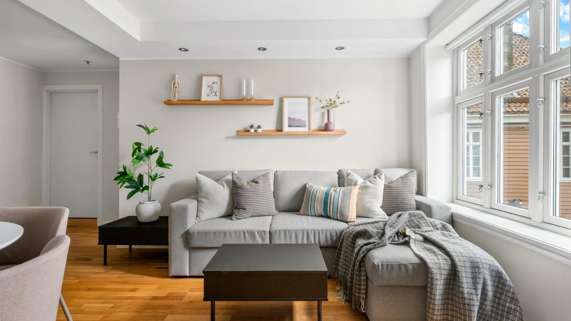Bergen Beds - Modern, Cozy & Perfect Location Apartman